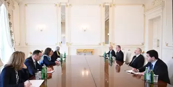 Prezident İlham Əliyev Sloveniyanın xarici işlər nazirini qəbul edib