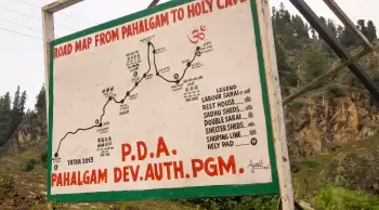 Pakistan və Hindistan sərhəddə bir-birinə atəş açıblar