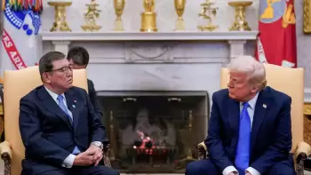 Tramp Yaponiya nümayəndə heyəti ilə görüşdən sonra “böyük irəliləyiş” olduğunu bəyan edib