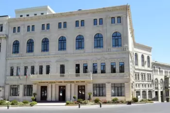 Xanlar Vəliyev Konstitusiya Məhkəməsinin kollektivinə təqdim olunub