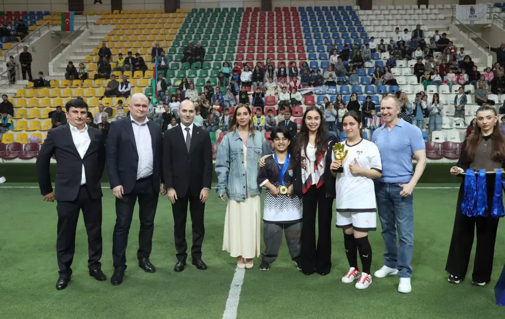 Uşaq evlərinin komandaları arasında minifutbol turniri təşkil olunub - FOTOLAR