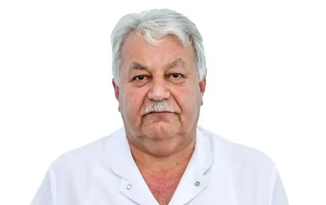 Xanımı işsiz qoyan xəstəxana direktoru cəzalandırıldı