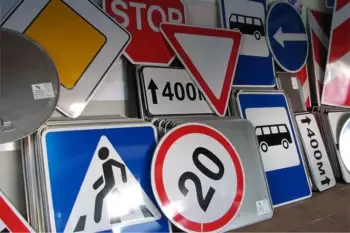 399 küçə və prospektdə 4 mindən çox nişan quraşdırılıb