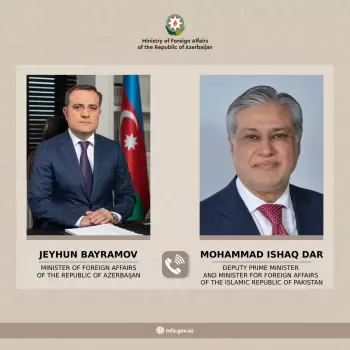 Ceyhun Bayramovun pakistanlı həmkarı ilə telefon danışığı olub